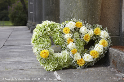 Hydrangea and Rose Double Heart