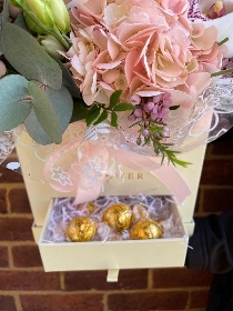 Blooming Hat Box With Chocolates